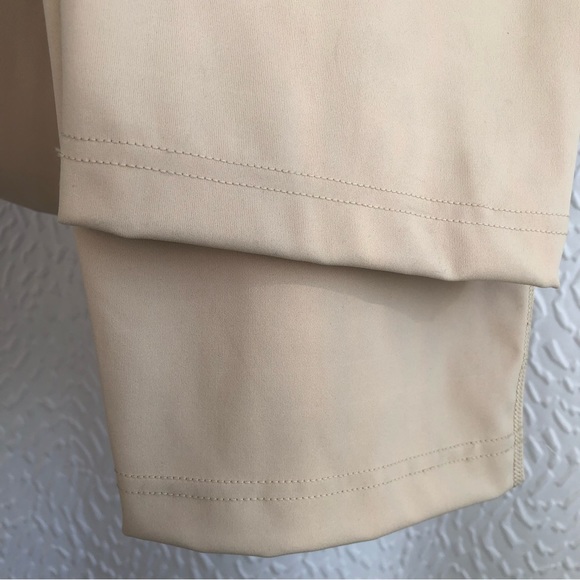 Aritzia The Group Babaton Weekender Pant High Waisted Joggers Neutral Tone Pants - Picture 9 of 13